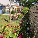 Prázdninový dům Charming House 3 Bedrooms *